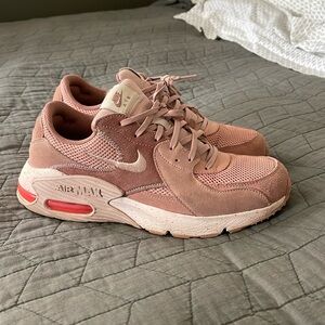Nike Airmax W10